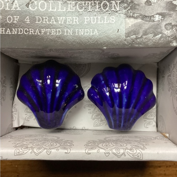 Blue Shell Drawer Pull Sets - Picture 2 of 4